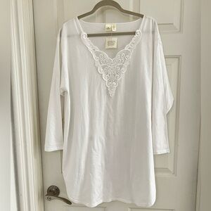 Victorias Secret Gold Label  White Cotton and  Lace Nightshirt Cottage N…